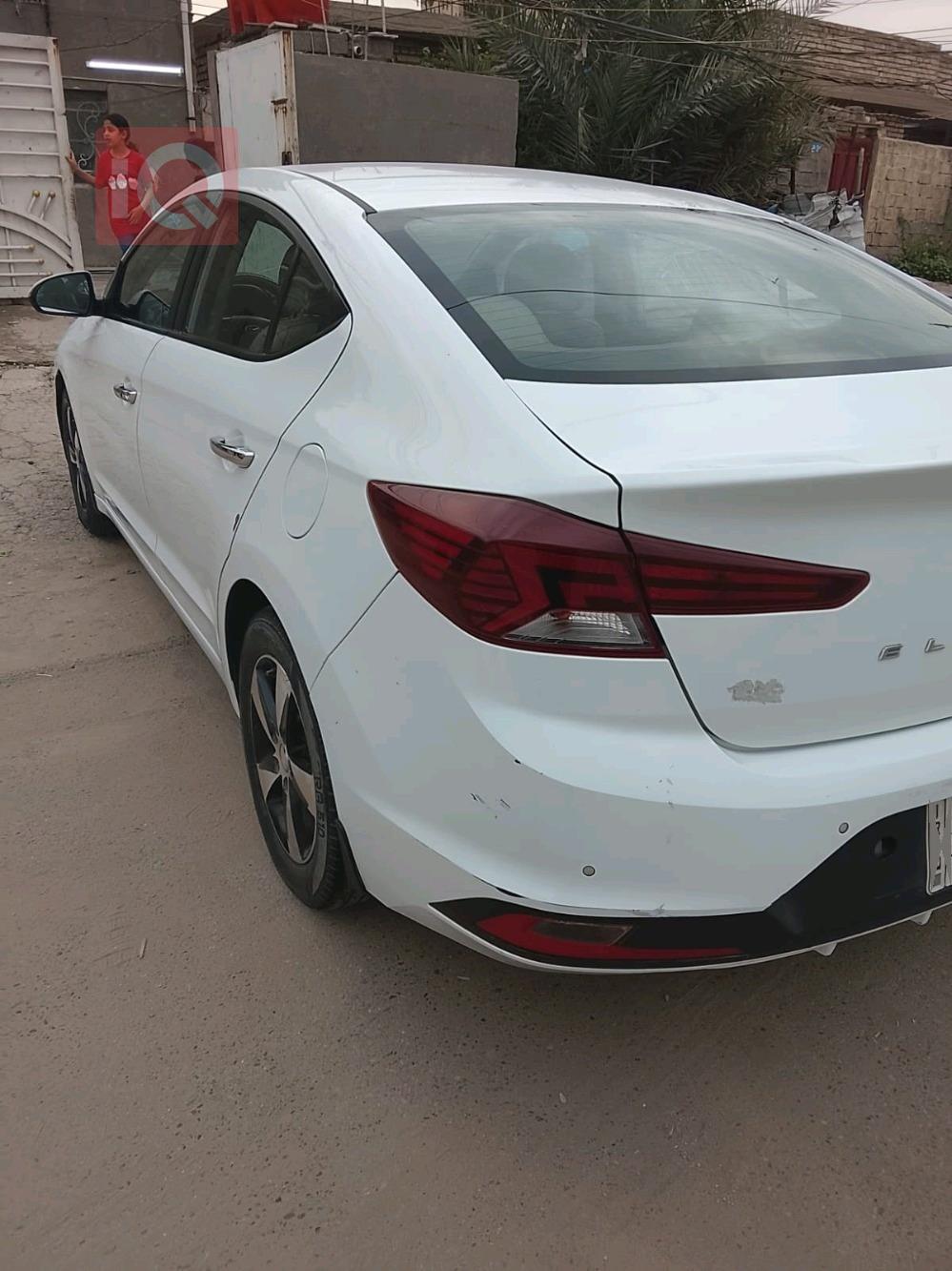 هيونداي النترا